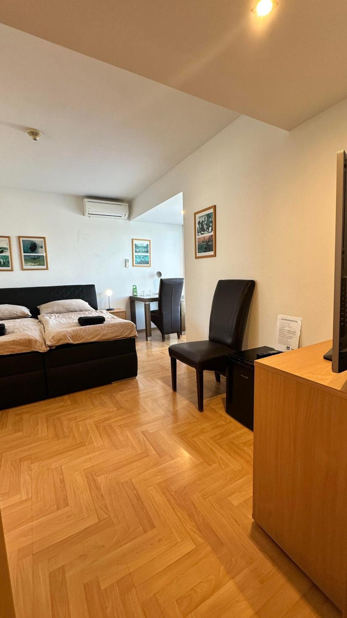 Hotel Muza 3*
