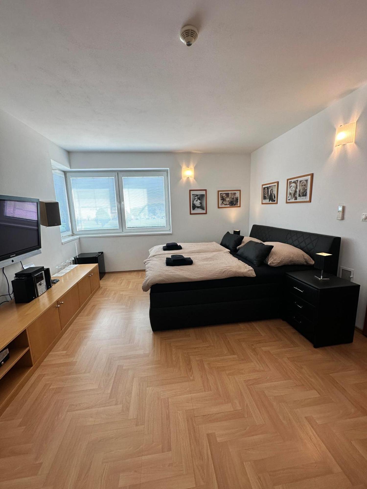 Muza Hotel 3*
